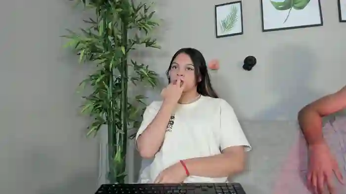miaa_lux