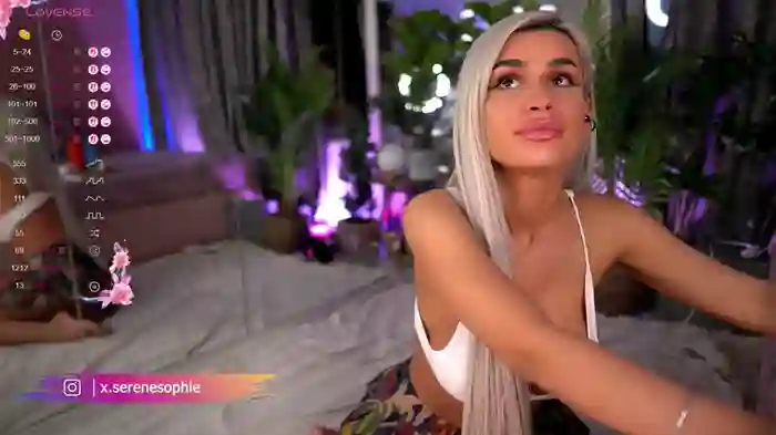 Serene_Sophiex