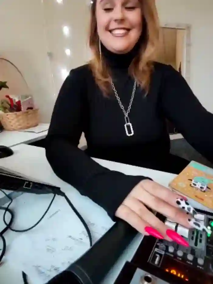 Juicy_PeachLux