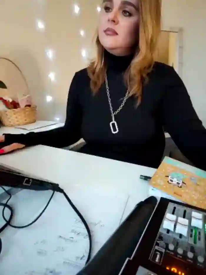Juicy_PeachLux