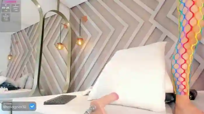 SOFIAGOEZ30
