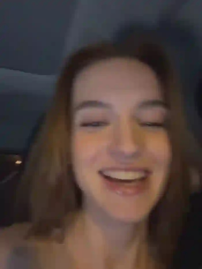 -AngelAri-