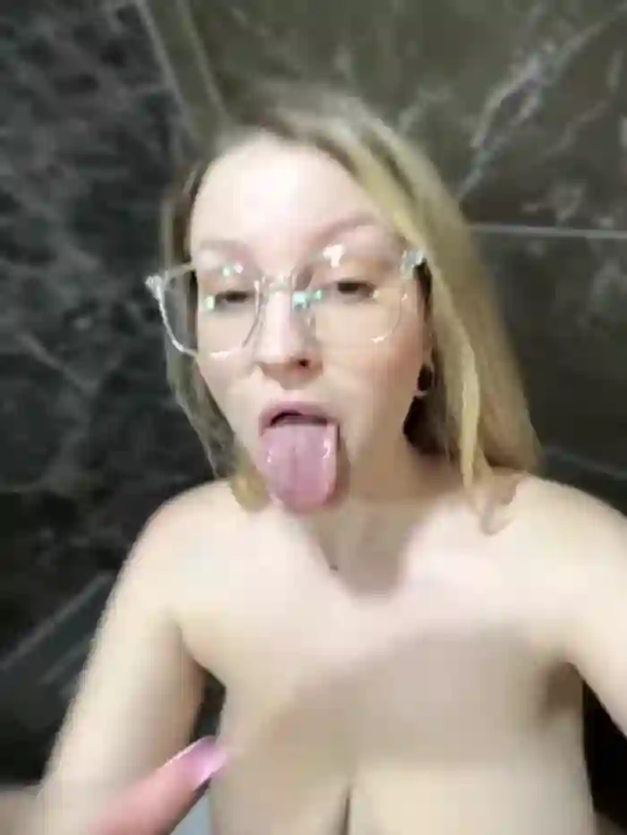 Teya_moon_