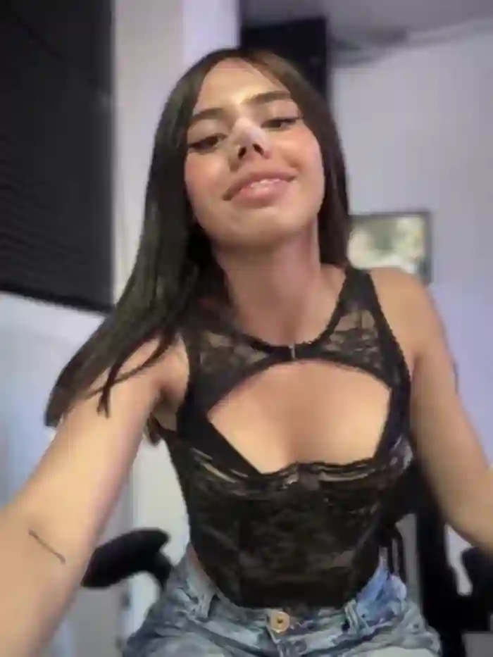 Laura-Khalifa
