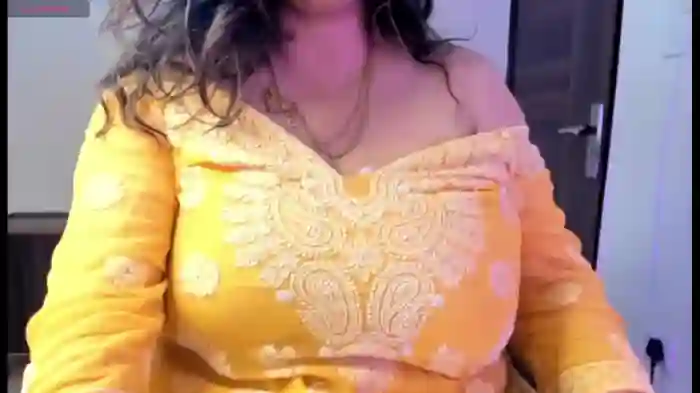 Gulabi_Queen