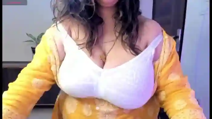 Gulabi_Queen