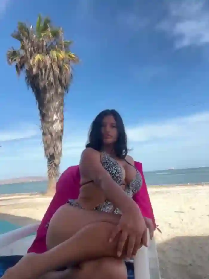 sexi_noemi