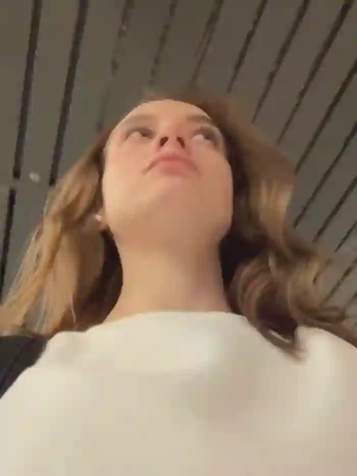 -AngelAri-