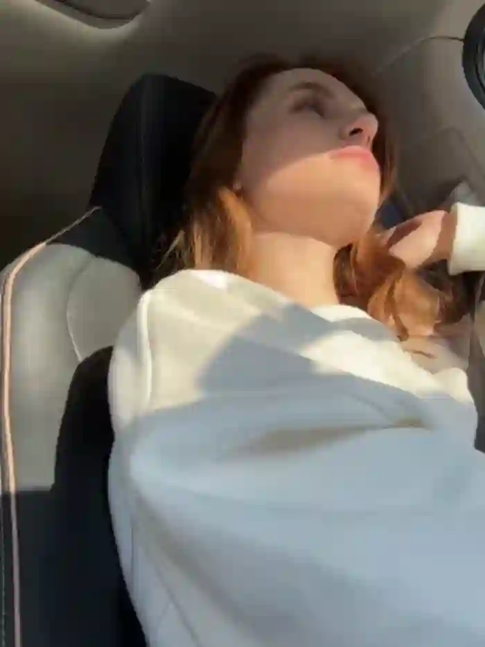 -AngelAri-