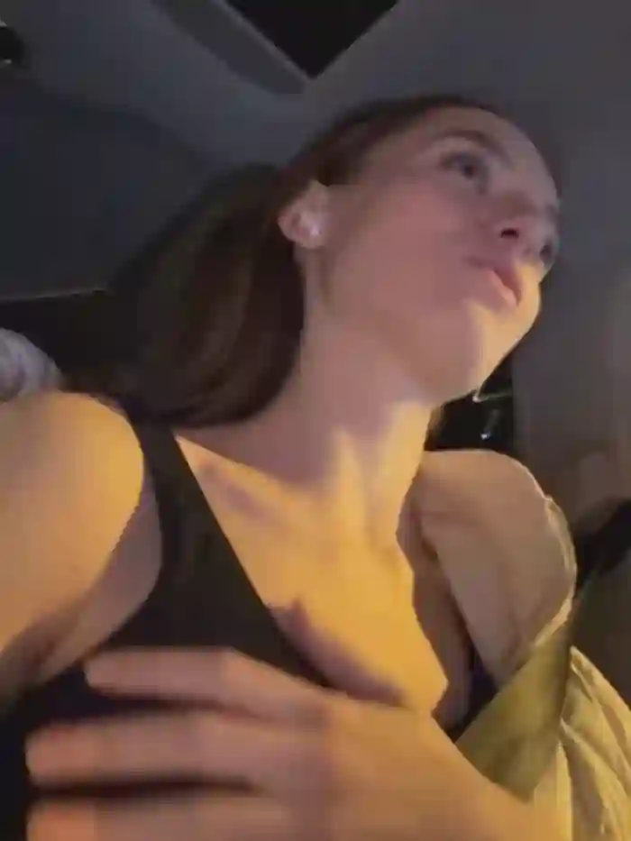 -AngelAri-