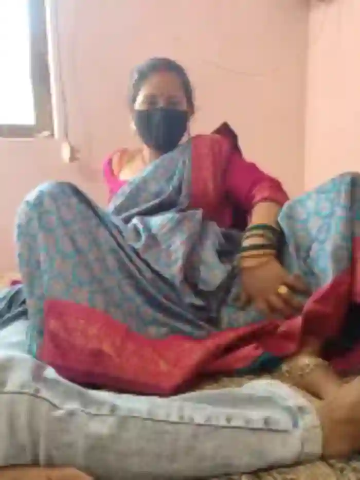 -_Hot_Laila-_IndianLady--