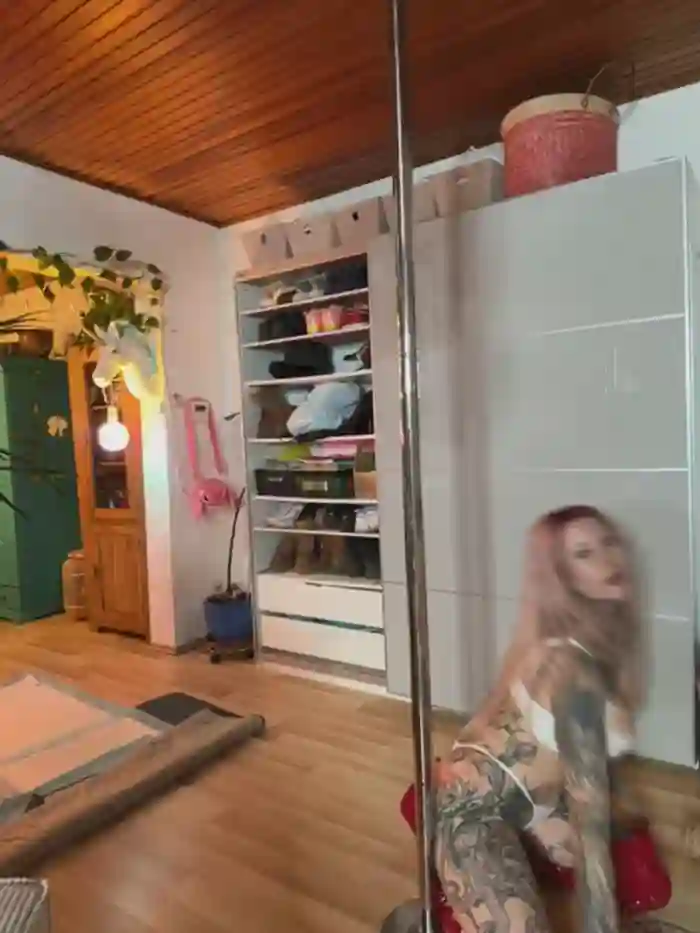 Stella-Kink