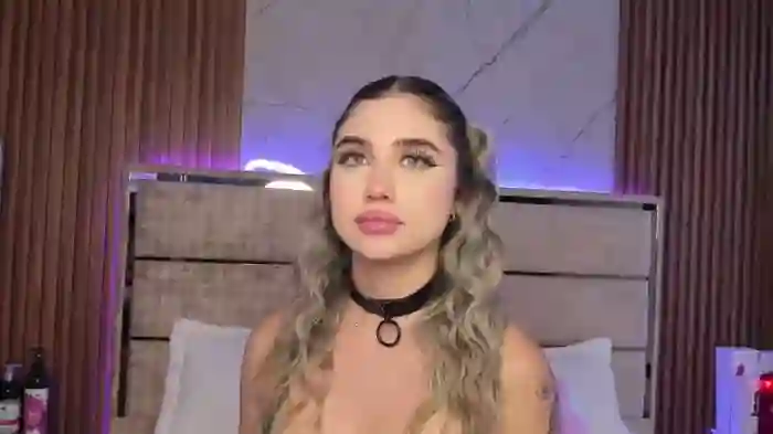 EmiilyHendriixx