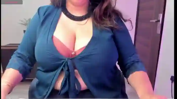 Gulabi_Queen