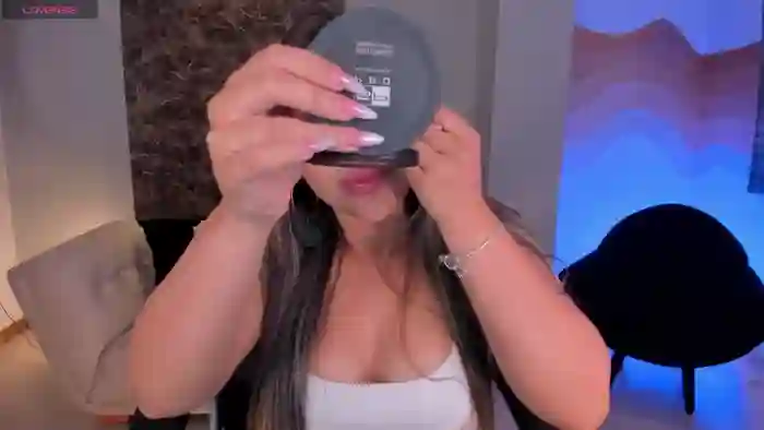 MiaRoberts1