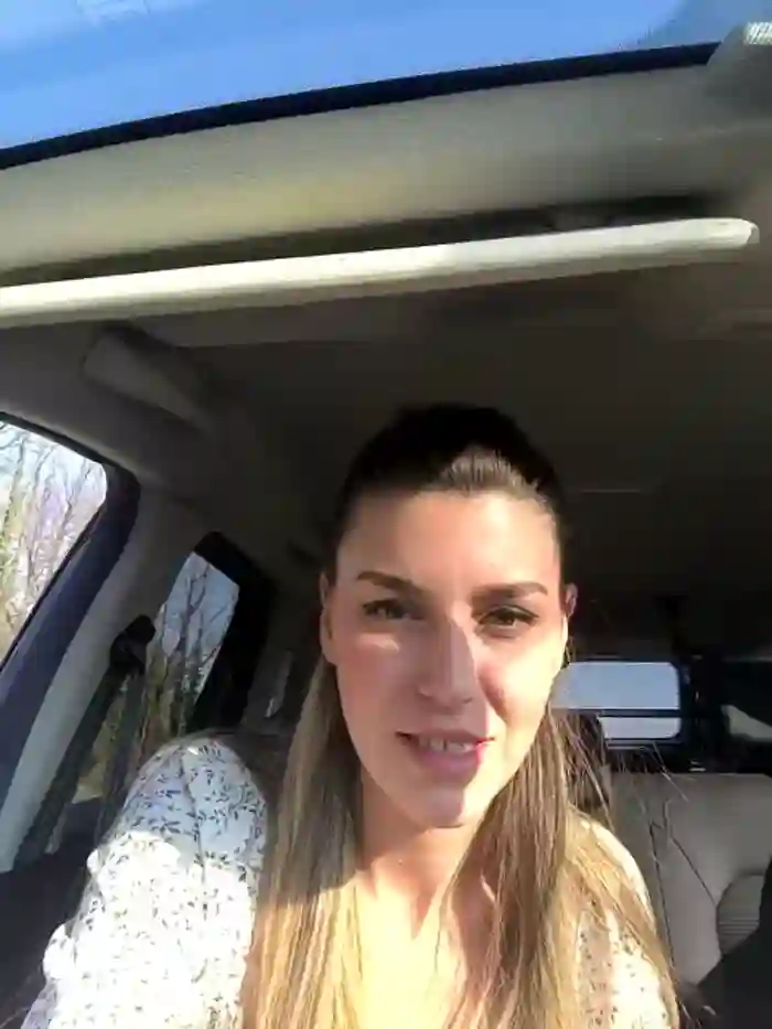 nicole_98