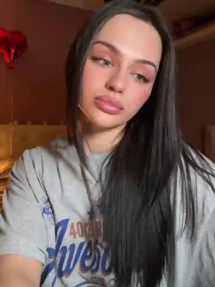Lily_Deluca