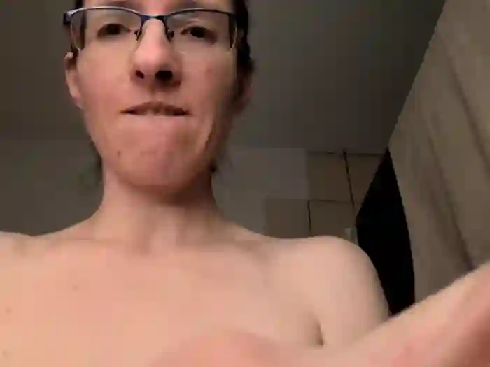 Milky_hairy_mommy