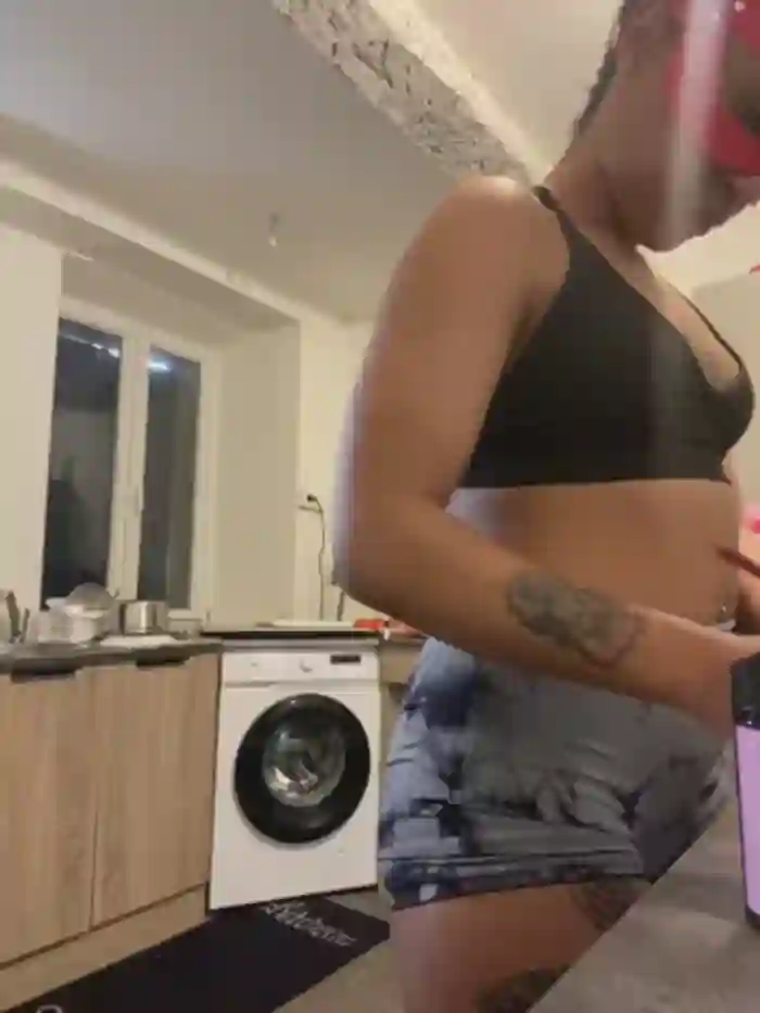 Sexy_curly02