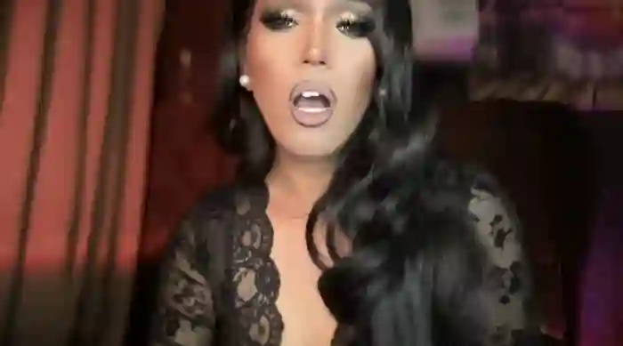 Lo_la_69