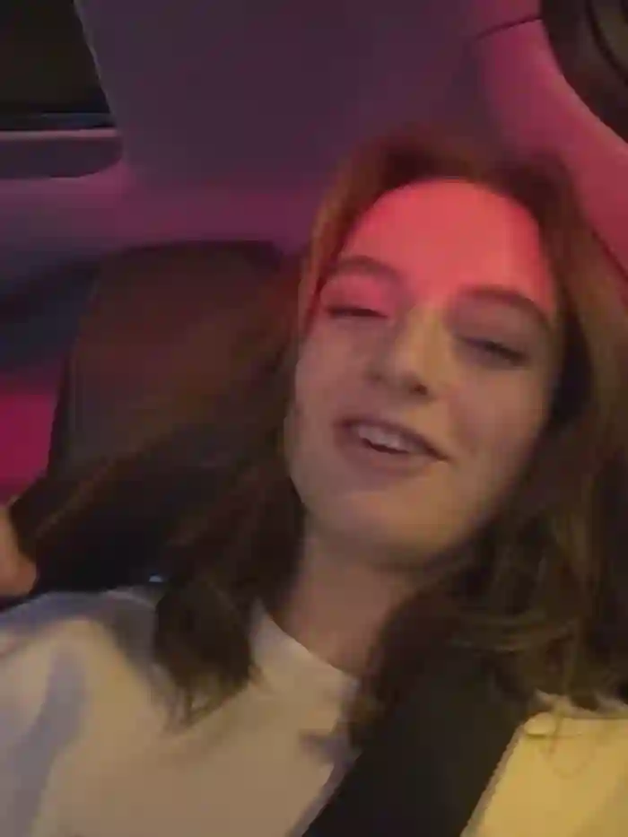 -AngelAri-