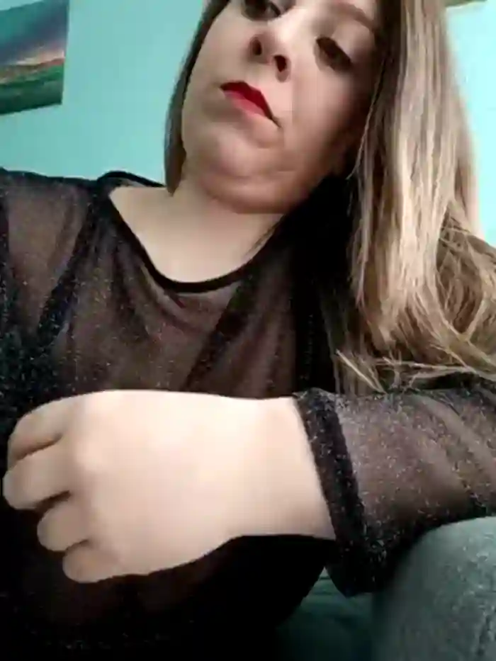 Emma96_hot