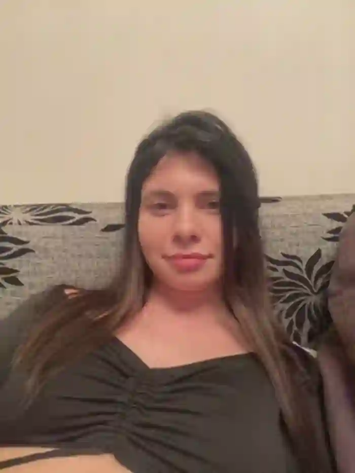 CurlyLara
