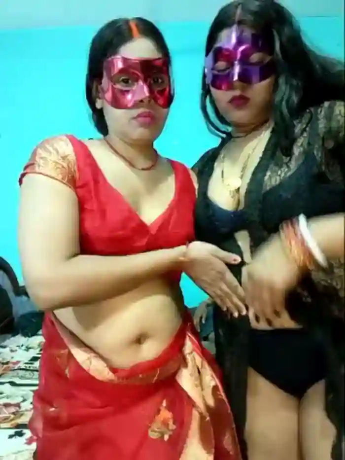 Hot_muskaan