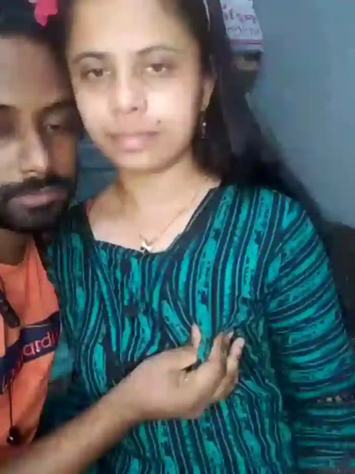 Younger_Couples