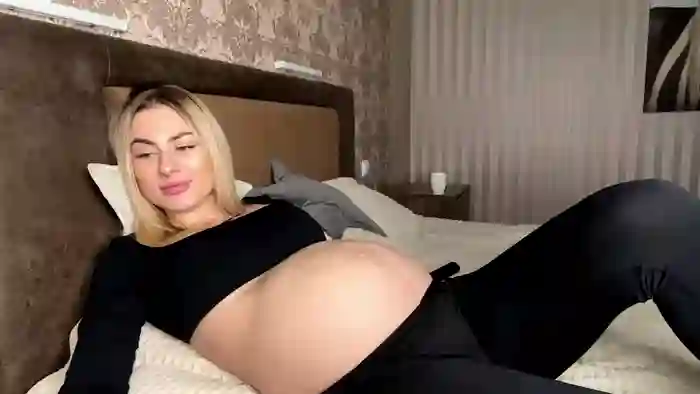 keisi_pregnant