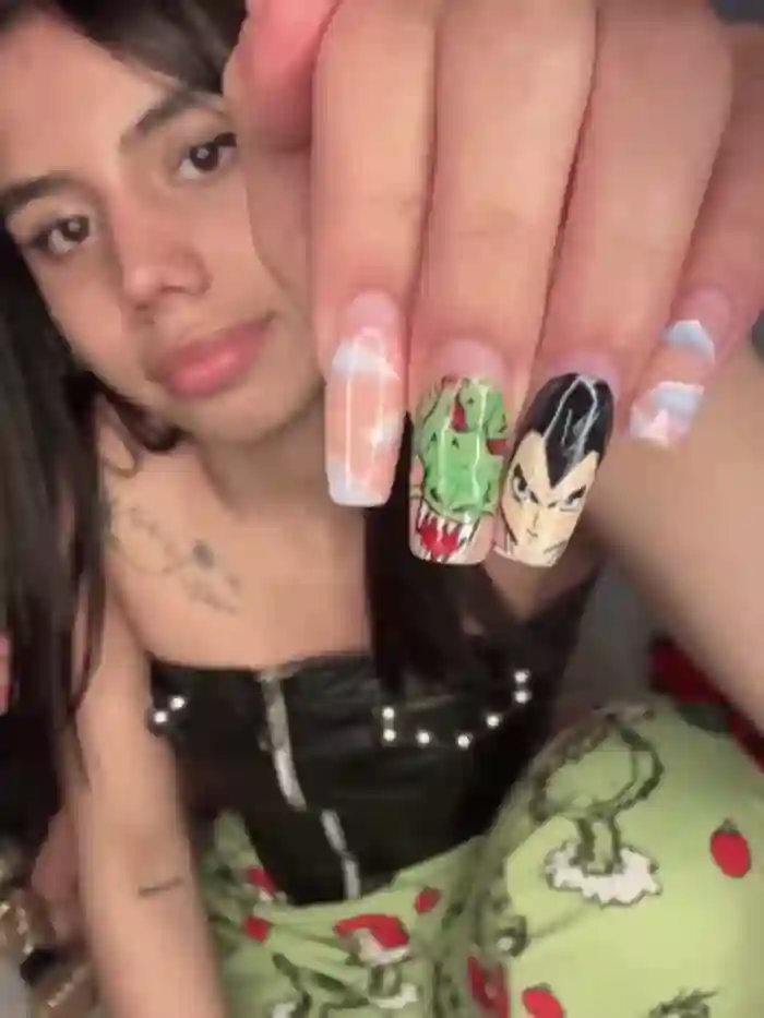 Laura-Khalifa