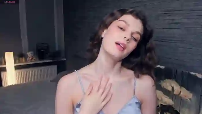 FloraDobb