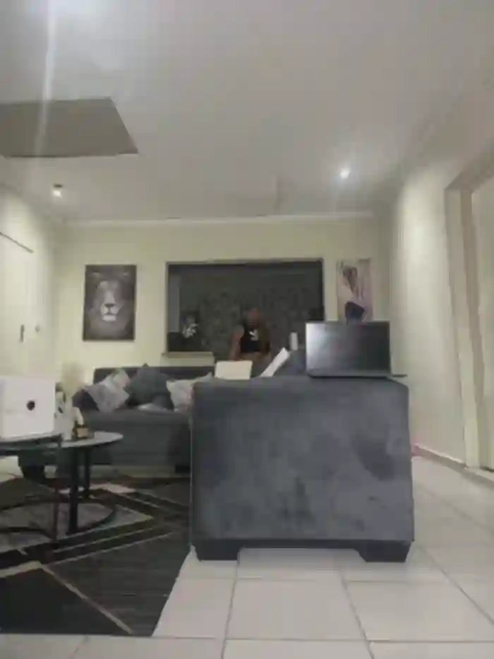 Bootyfulbarbiie