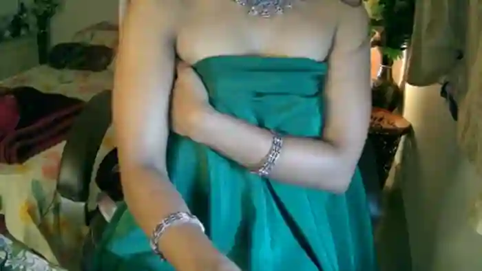 Cute-Tara
