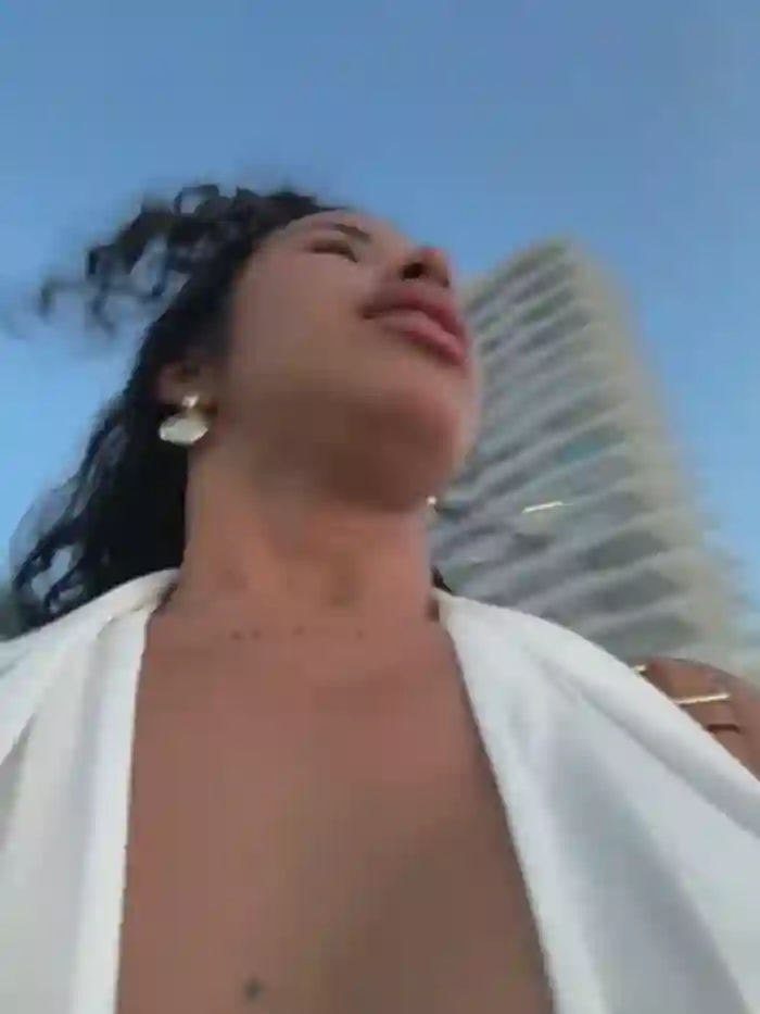 Brunettexio