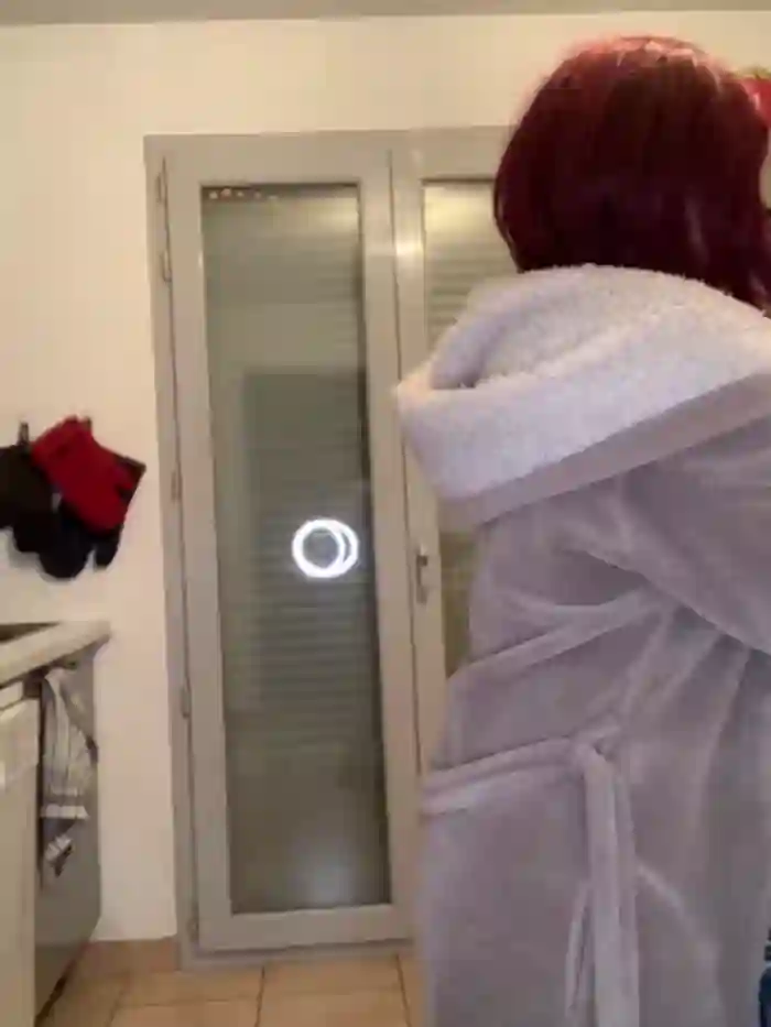 la_petite_prunette69