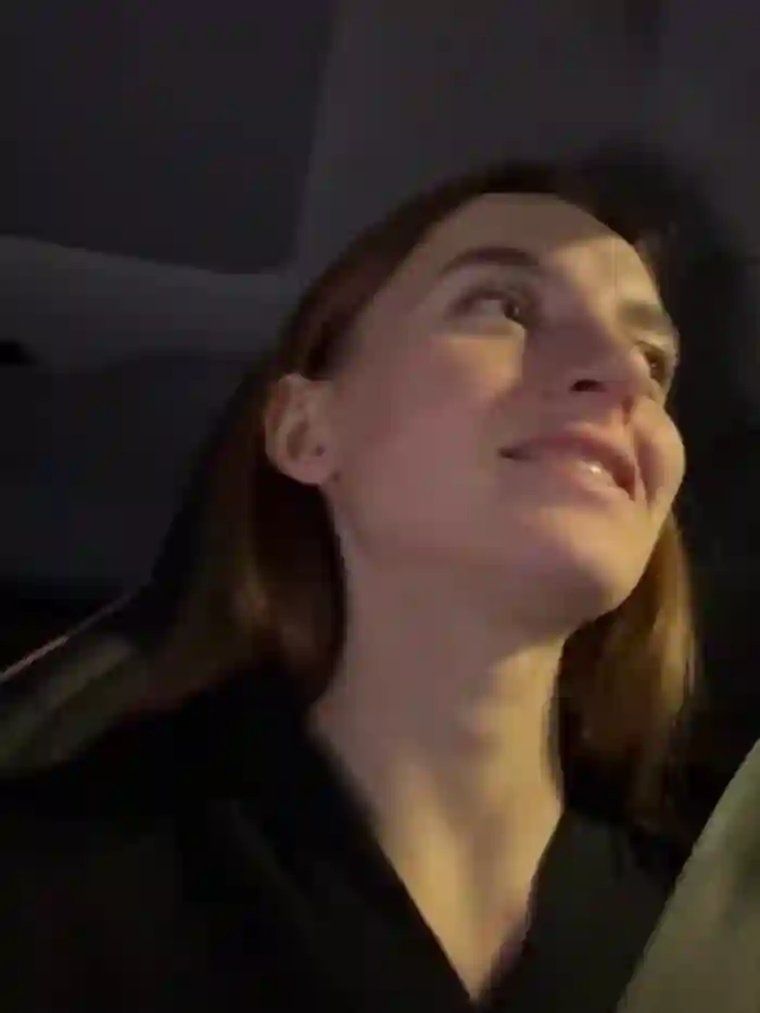 -AngelAri-