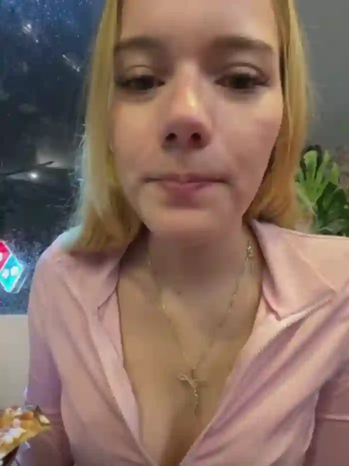 NicoleCut