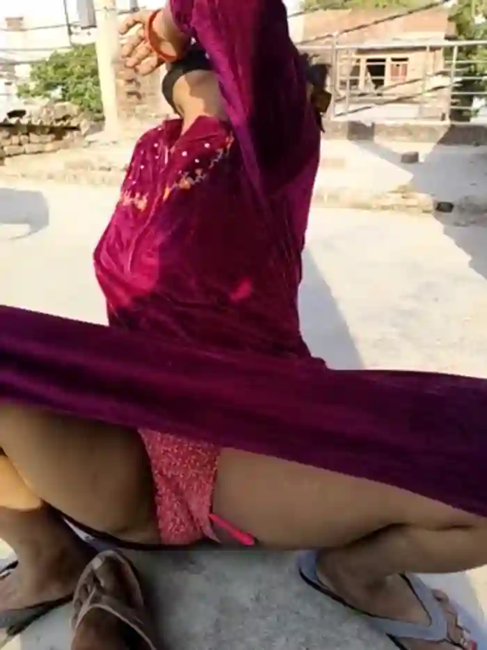 -_Hot_Laila-_IndianLady--
