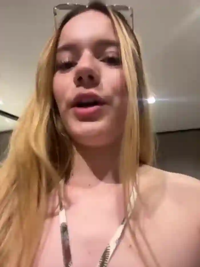NicoleCut