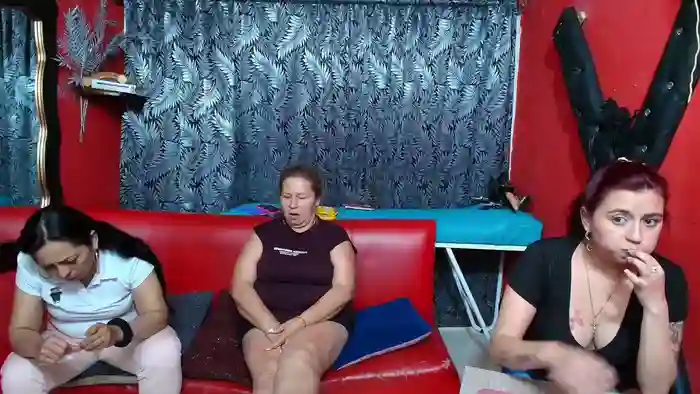 lesbiancuple