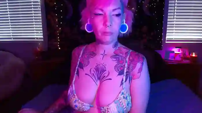 Eva_Monroe-