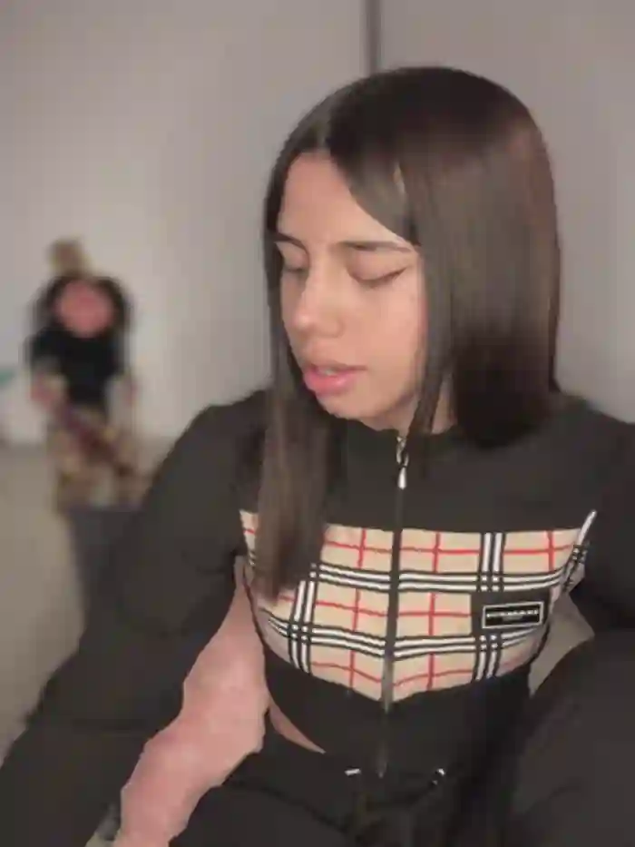Laura-Khalifa
