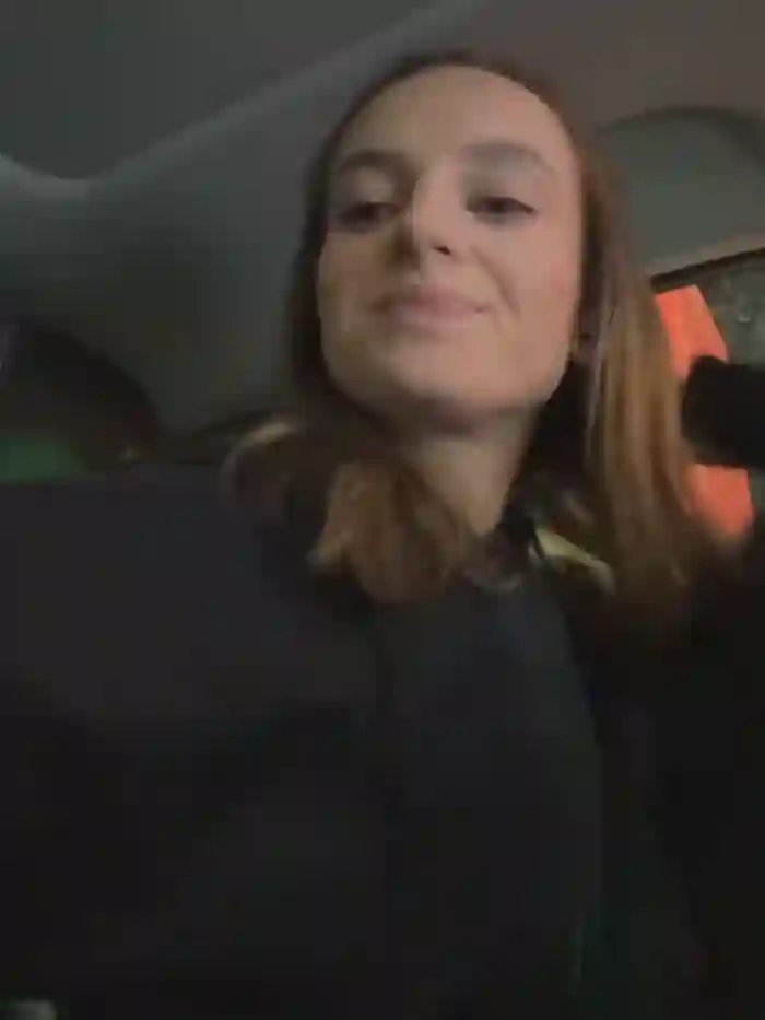 -AngelAri-