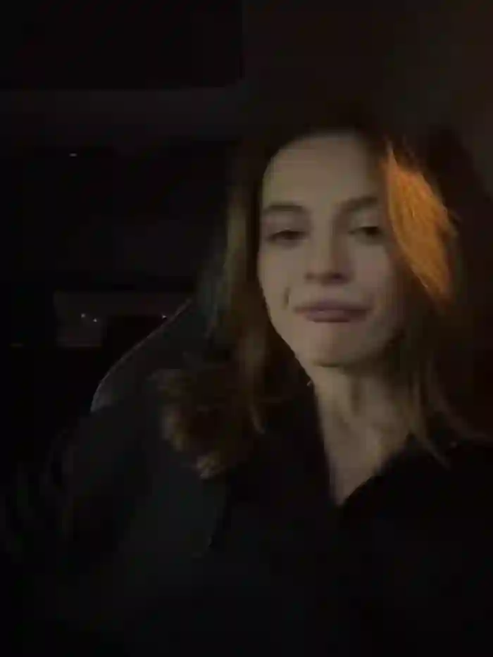 -AngelAri-