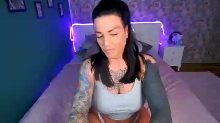 EmilyDiazofficial