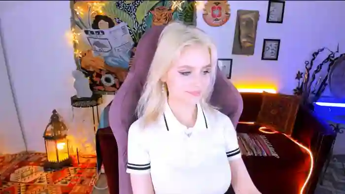 LeonaStane