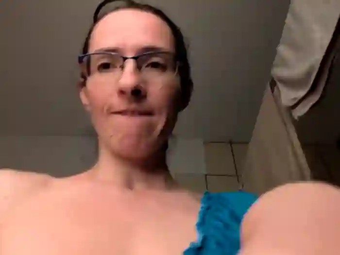 Milky_hairy_mommy