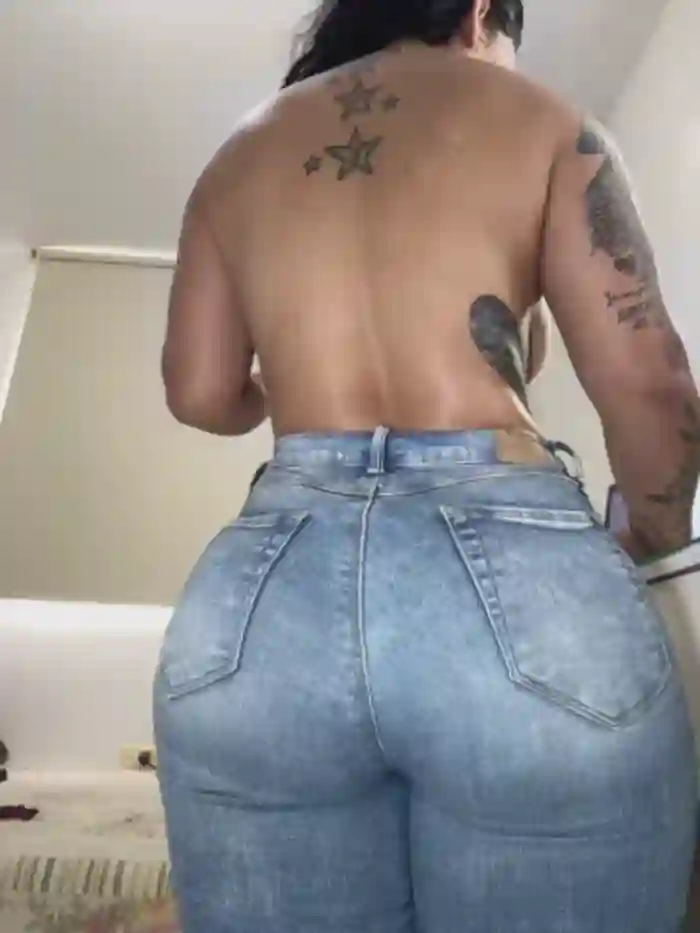 lau_ass_goddess