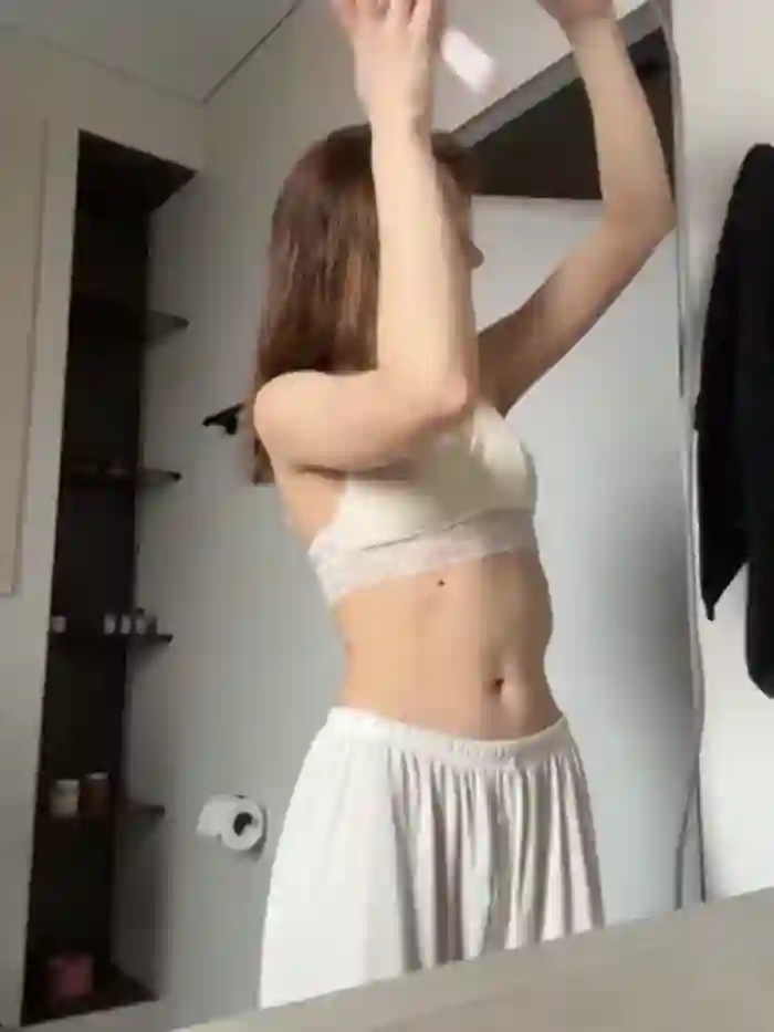 -AngelAri-